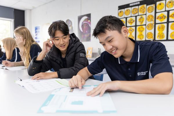 Top tips for balancing screen time in the classroom