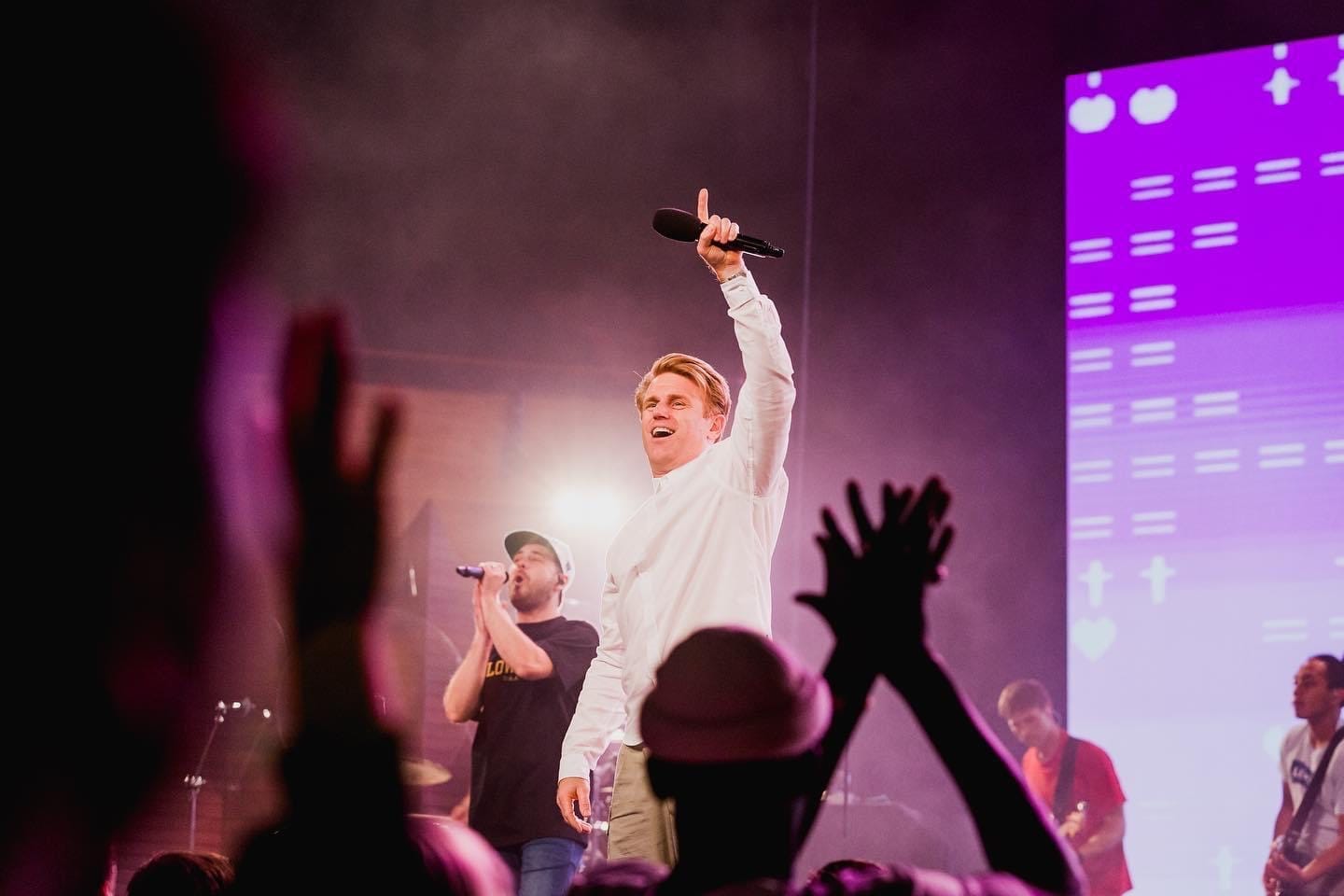 John Cameron looking like a goober on stage