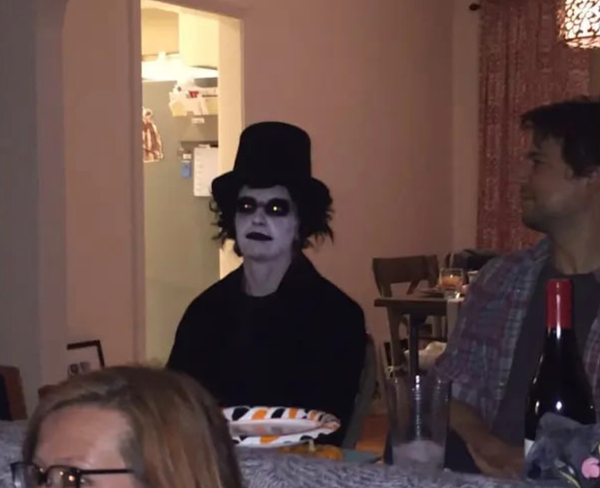 Totally Normal III: Having a Nervous Breakdown Online