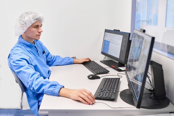 Farmak почав подавати реєстраційні досьє виключно в електронному форматі