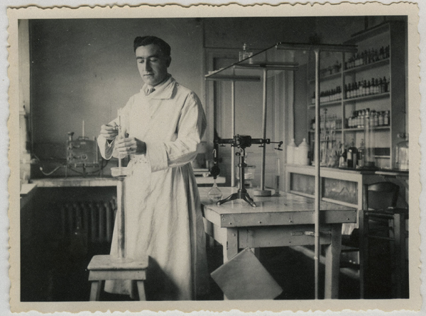 Чим лікували хворих у ХІХ столітті: лікуючий засіб, лікарський засіб та власне ліки