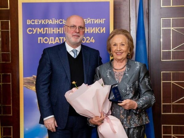 Farmak знову серед найвідповідальніших платників податків України