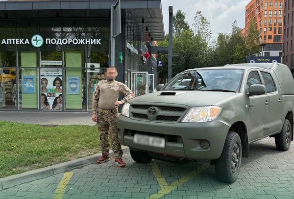 Мережа аптек «Подорожник» передали військовим черговий автомобіль