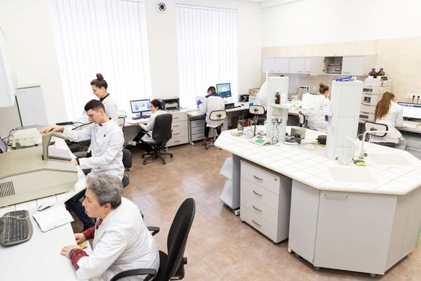 Farmak долучився до створення освітньо-наукового хабу на базі КНУТД