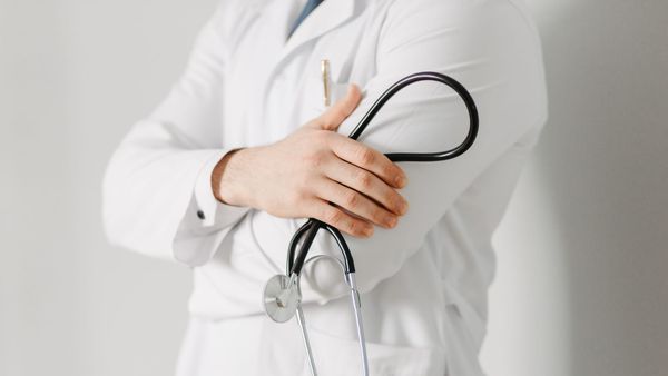 НСЗУ підбиває підсумки другої хвилі контрактування на 2026 рік: які послуги та регіони в лідерах