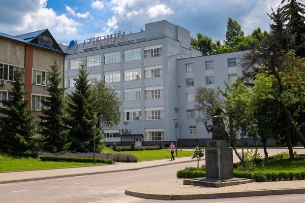 Контроль над «Галичфармом» за рішенням суду переходить до нового власника