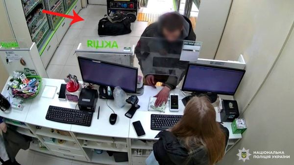 Ціна професійності: фармацевти отримали «погрозу підриву» через відмову продати рецептурний препарат без рецепту