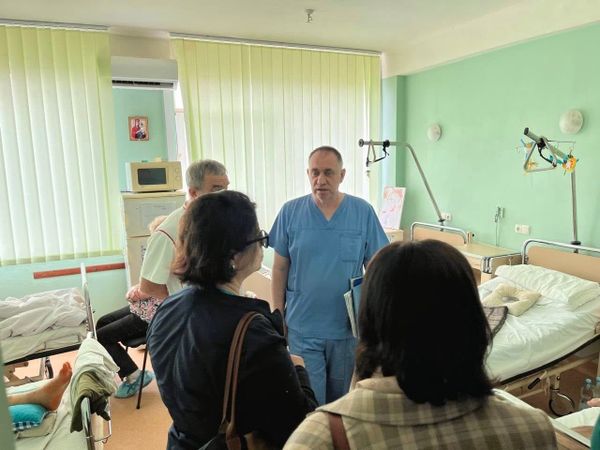 НСЗУ започаткувала виїзні прийоми у лікарнях: пацієнтів хочуть чути безпосередньо під час лікування