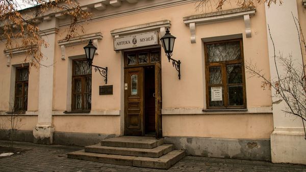 Пігулки із золотом і лабораторія алхіміка: чим дивує київська Аптека-музей