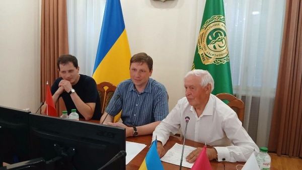 НФаУ підтримує зв’язок із випускниками в Марокко