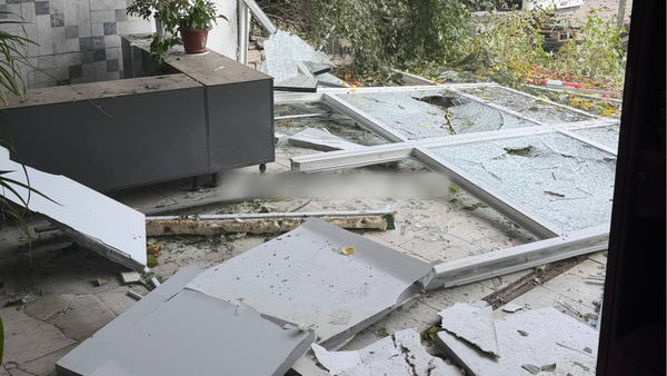 Ворожий обстріл спричинив руйнування та пожежу в харківській міській поліклініці
