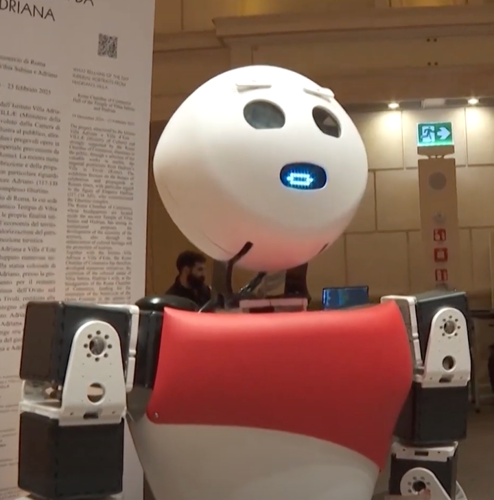 When in Rome, meet the robot: Adriano tells 2,000-year-old tales