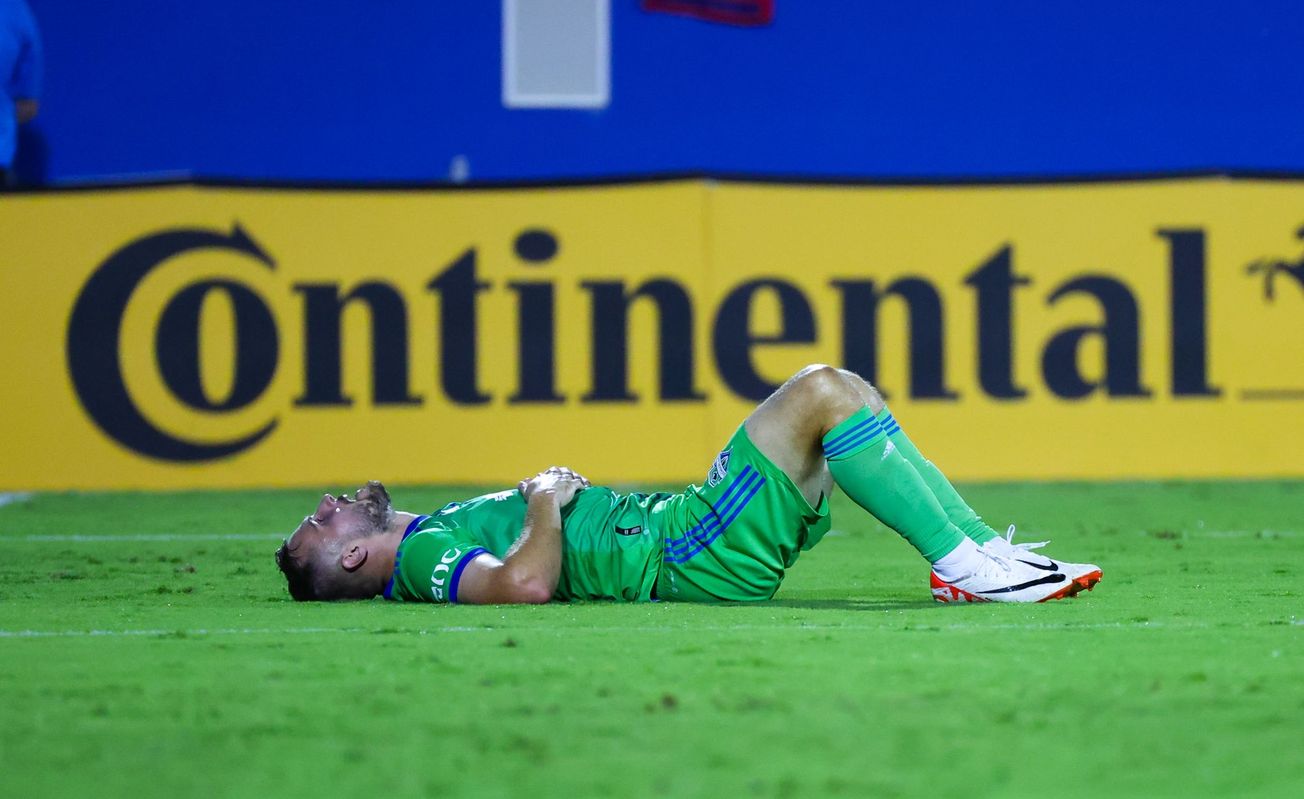 Postgame Pontifications: Dallas tie was microcosm of season