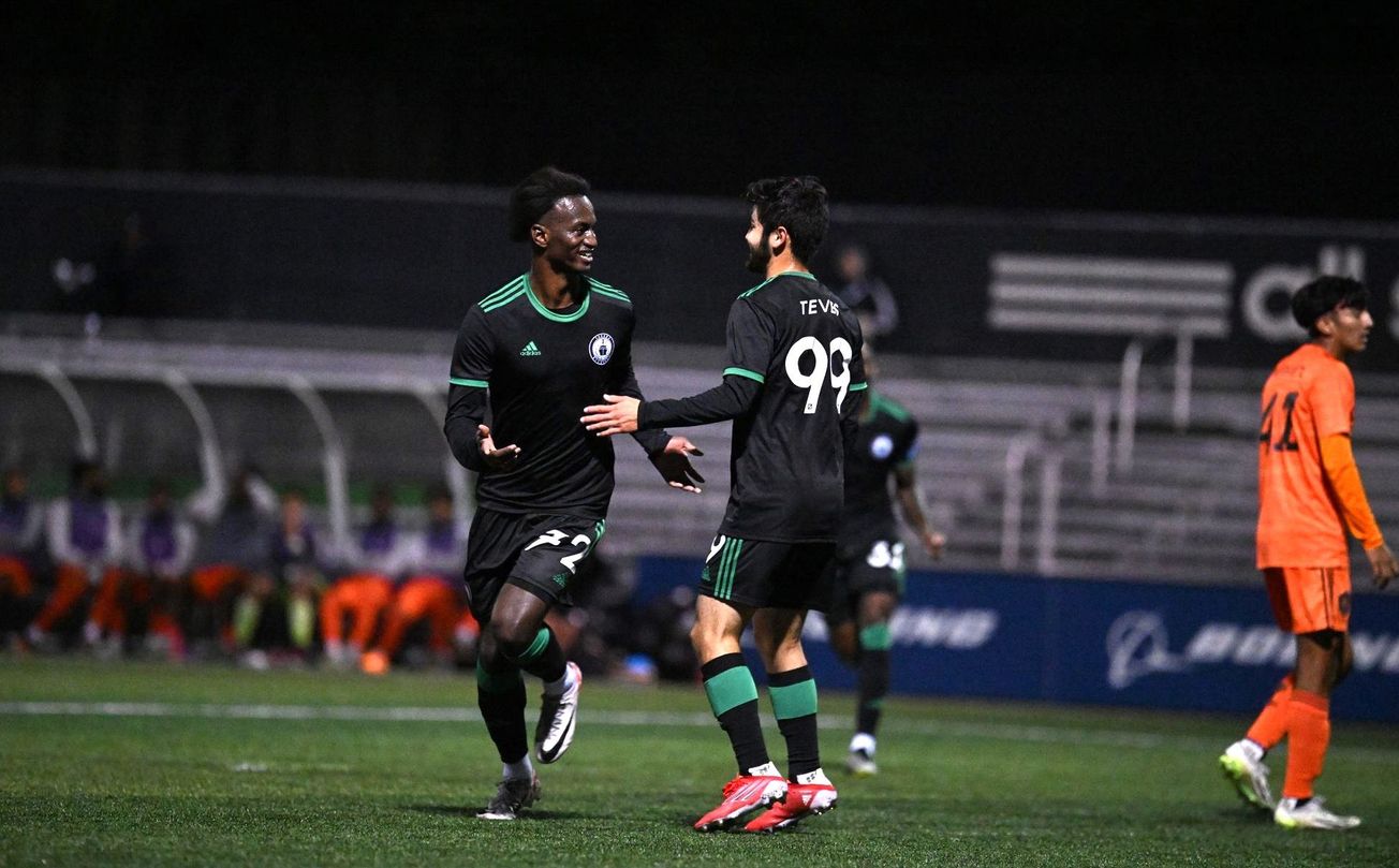 Defiance advance to Western semis