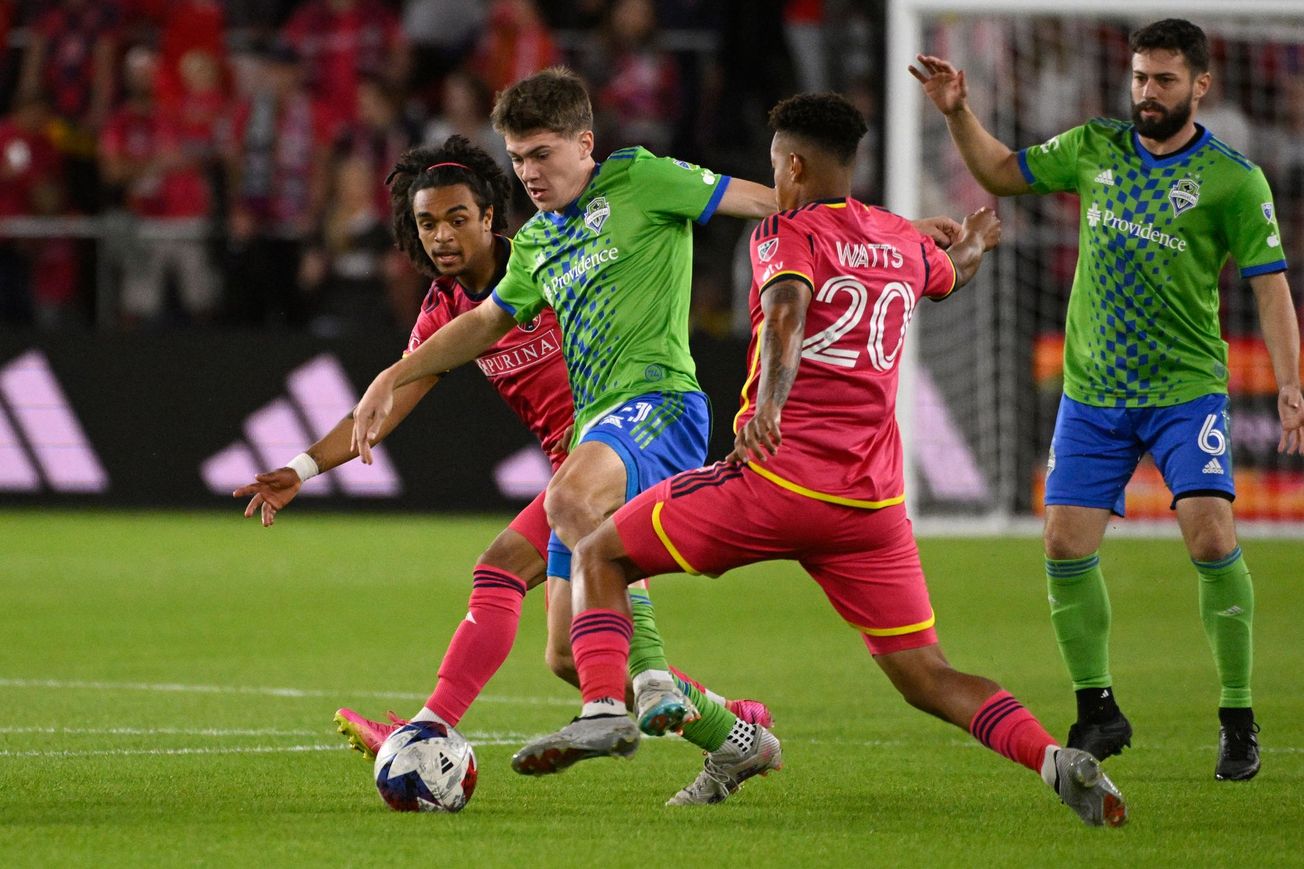 Reed Baker-Whiting will likely miss at least two playoff games