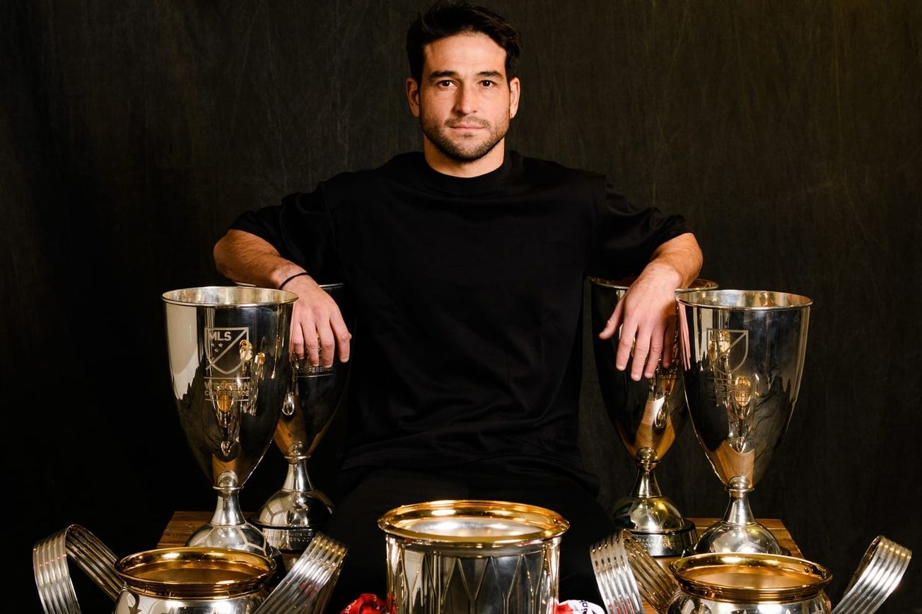 Sounders pay tribute to Nico Lodeiro