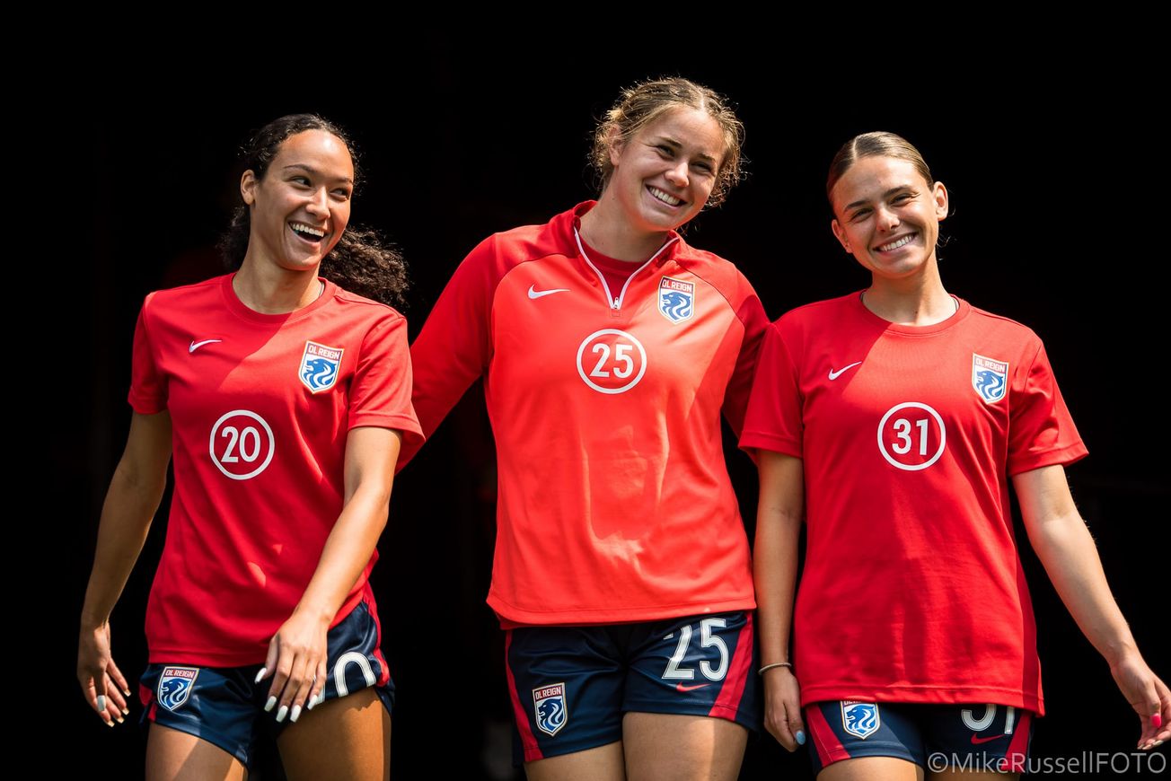 OL Reign brings Alyssa Malonson, Shae Holmes back for 2024