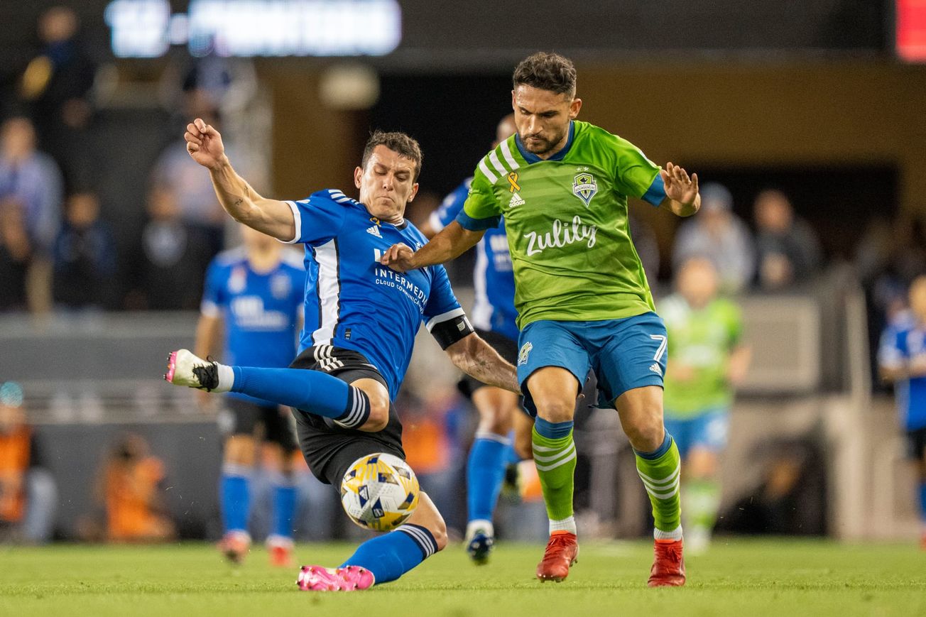 Sounders close to signing centerback Nathan