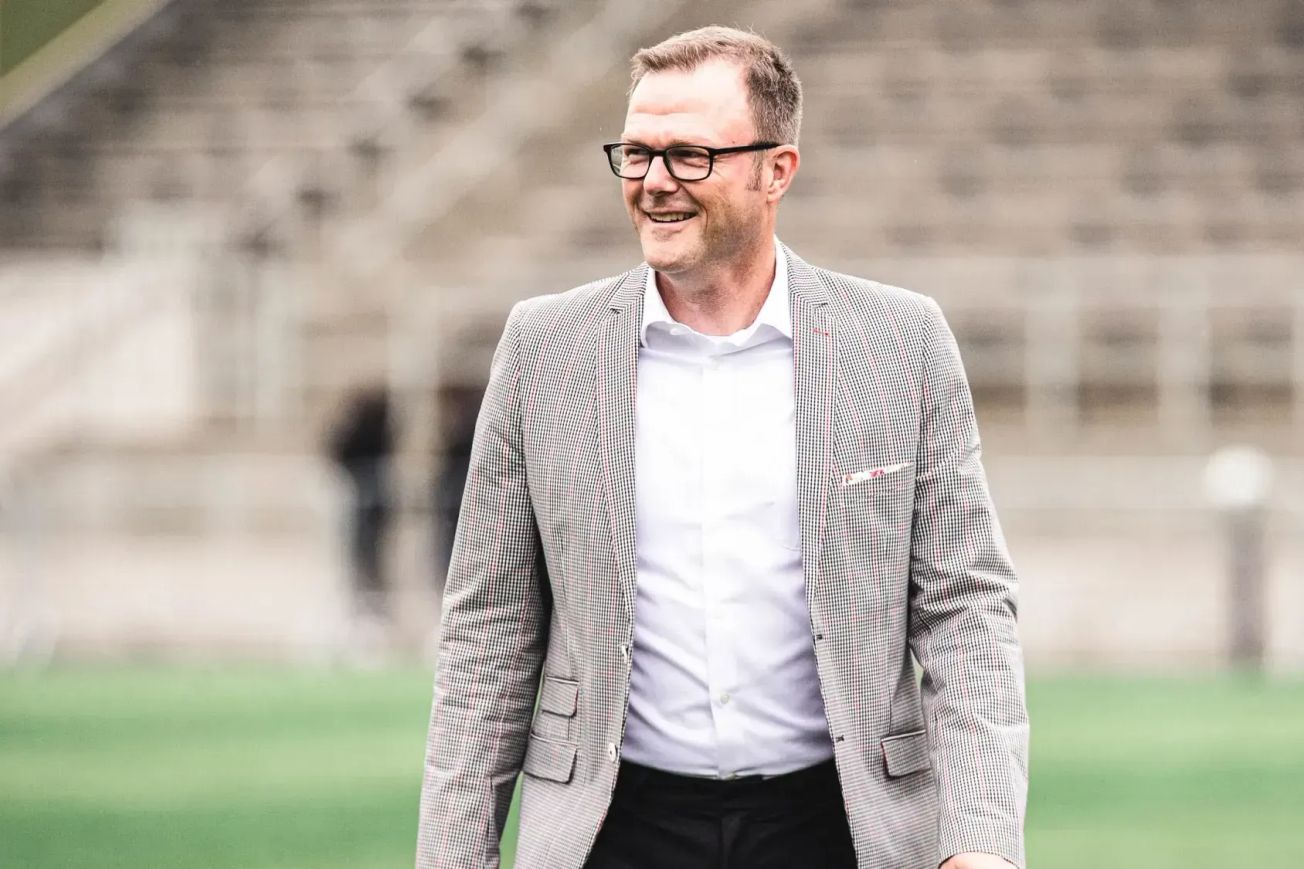 Nos Audietis: Live with Wade Webber