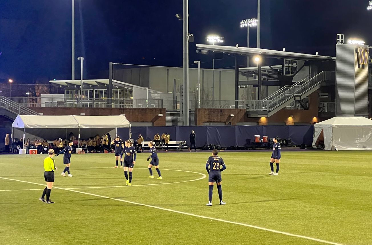 Reign defeat UW women, 2-1, in preseason friendly