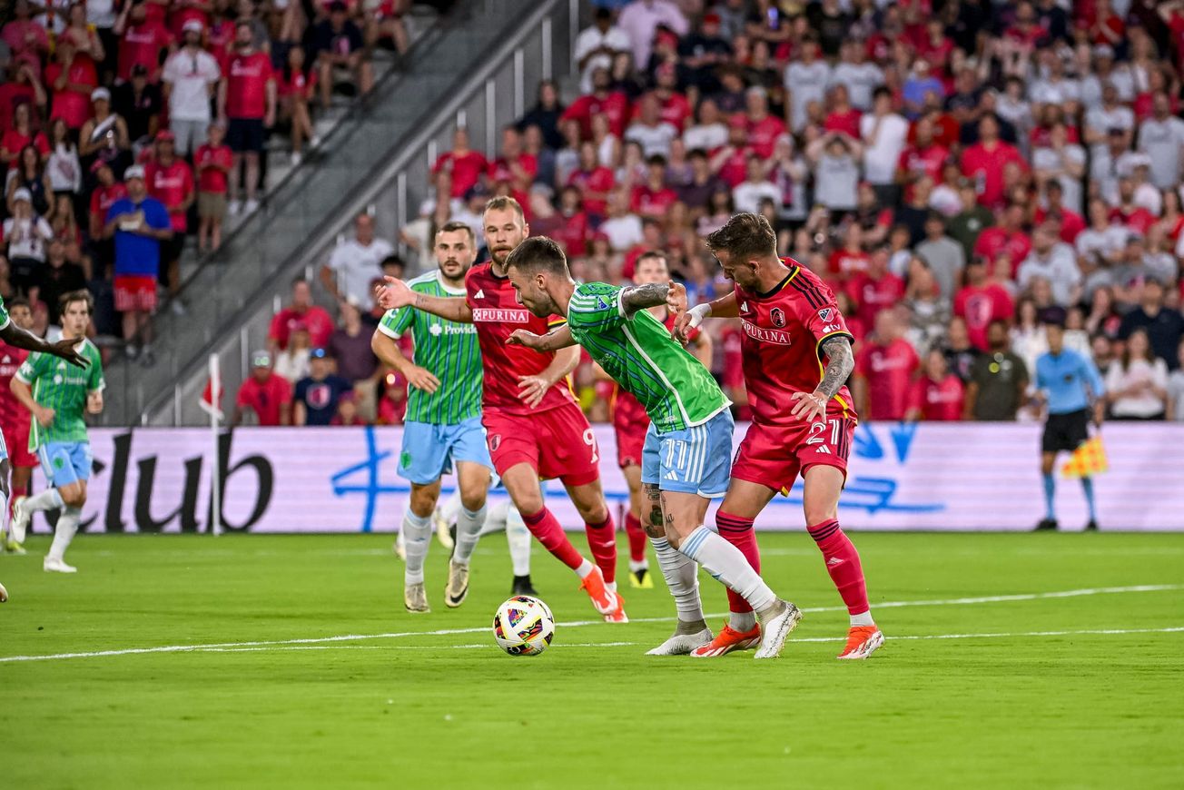 Ship's Log, May 27: Two-line pass