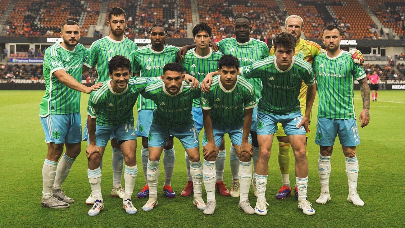 Seattle Sounders at Houston Dynamo: community player ratings form