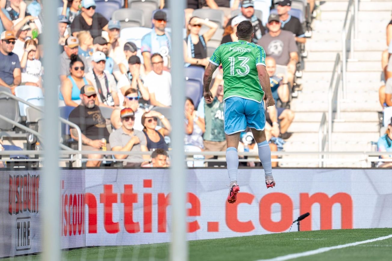 A little Loony: Sounders score gutsy win over Minnesota