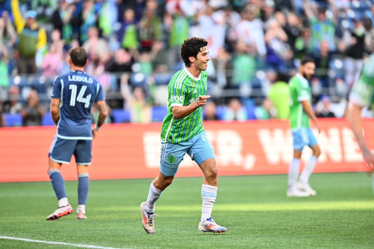 From the top rope: Sounders deliver beatdown to Sporting KC