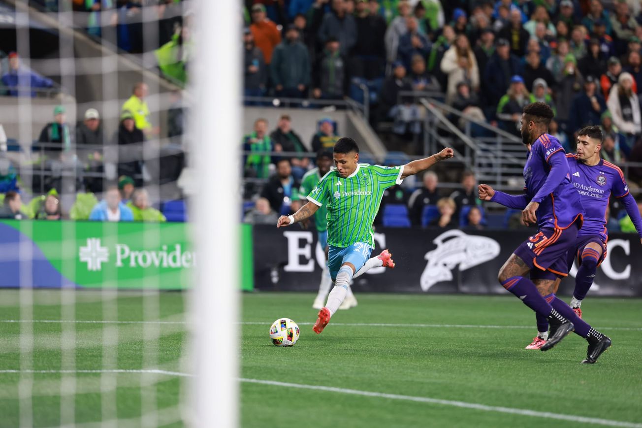 Sounders preparing as if Raúl Ruidíaz will start Game 2