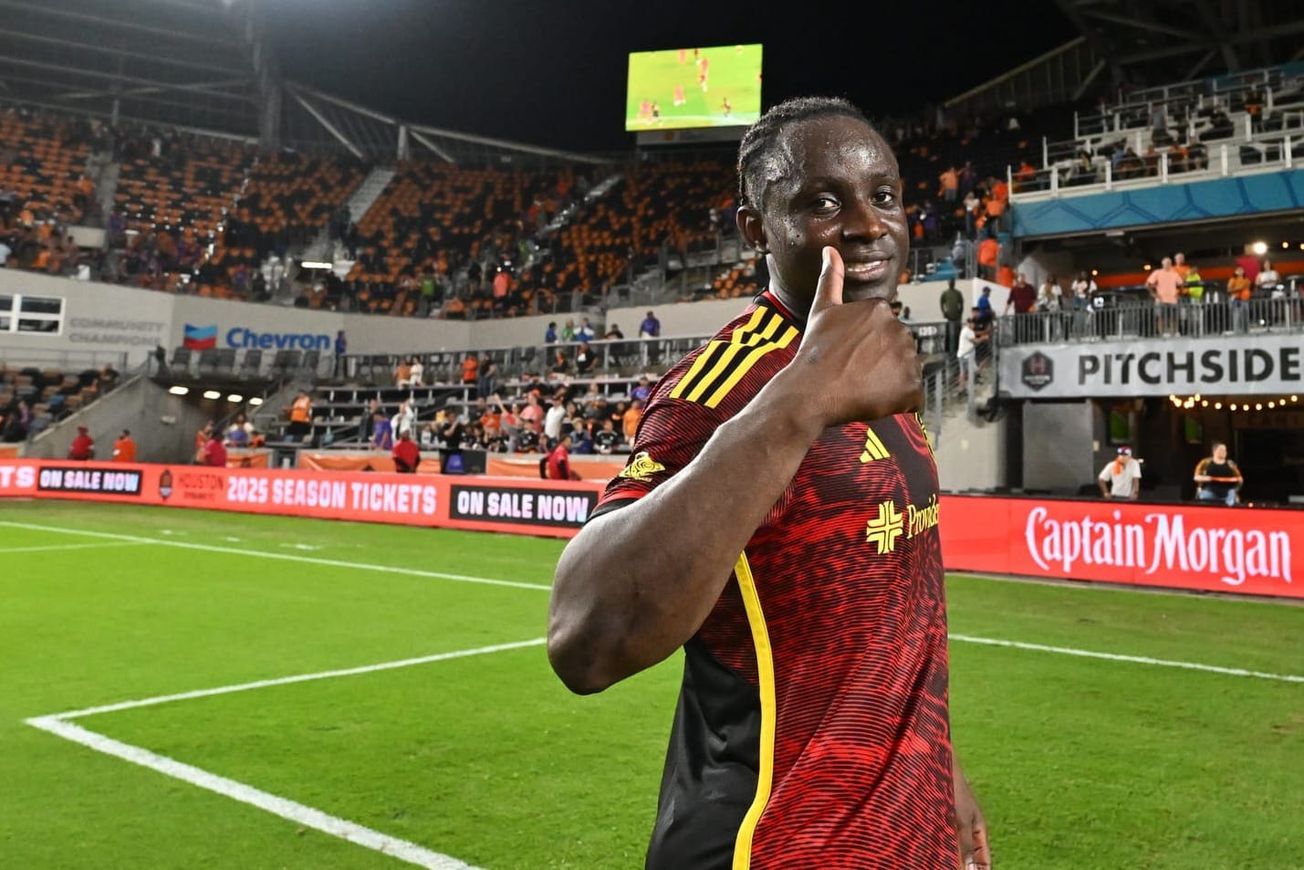 Yeimar named to MLS Best XI