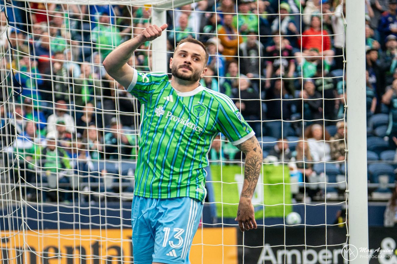 Jordan Morris undergoing second MRI to assess injury