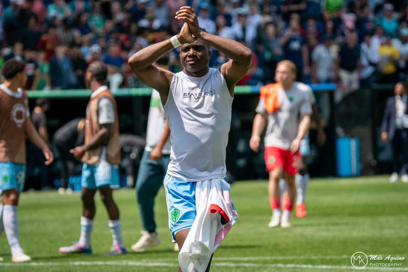 Nouhou suspended two games, fined for throwing ball at fan