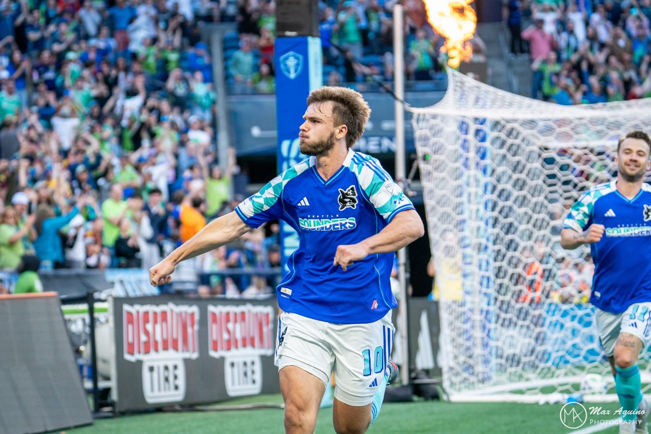 Rock the Casbah: Sounders turn in a Heritage classic