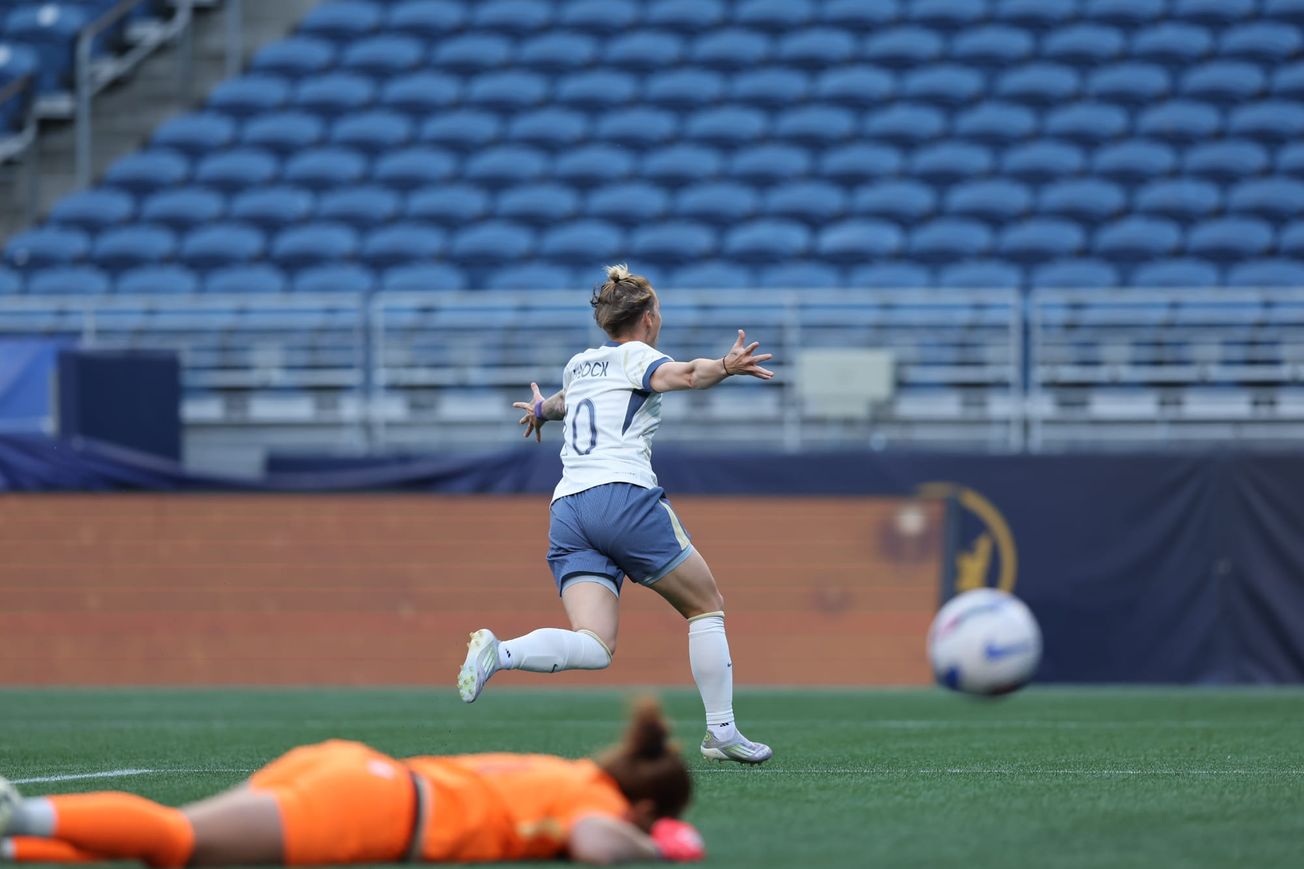 Reign vs Louisville Recap: Seattle wins second half and three points