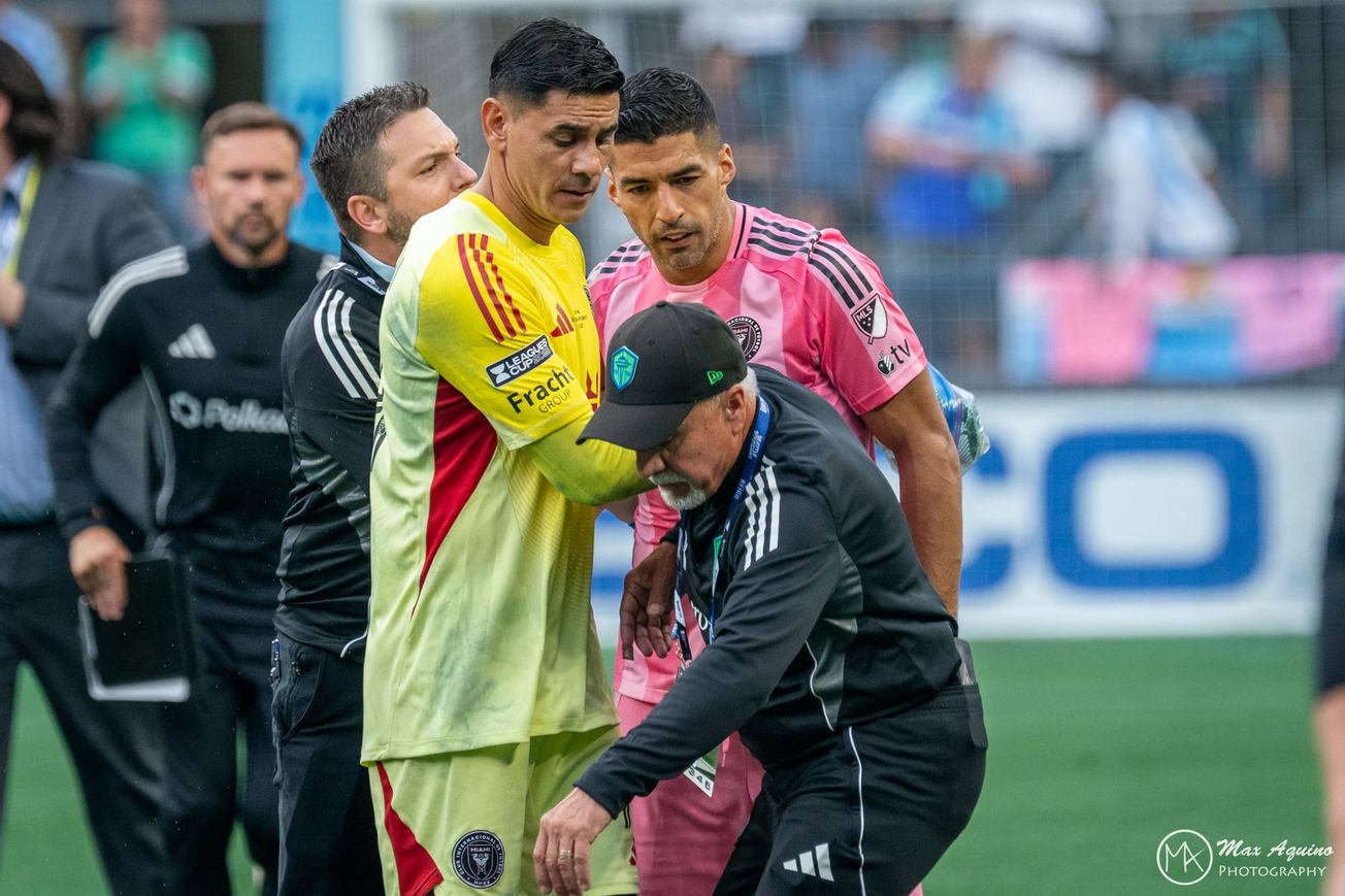 Luis Suarez suspended three league games for spitting