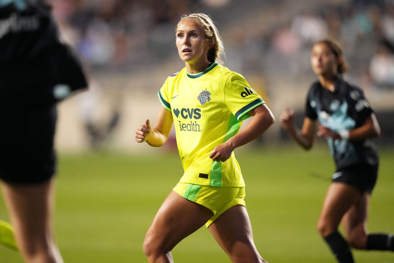Seattle Reign sign veteran forward Brittany Ratcliffe