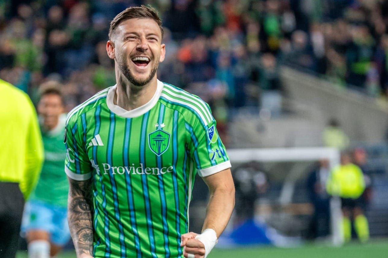 Paul Arriola celebrates birthday with important milestone