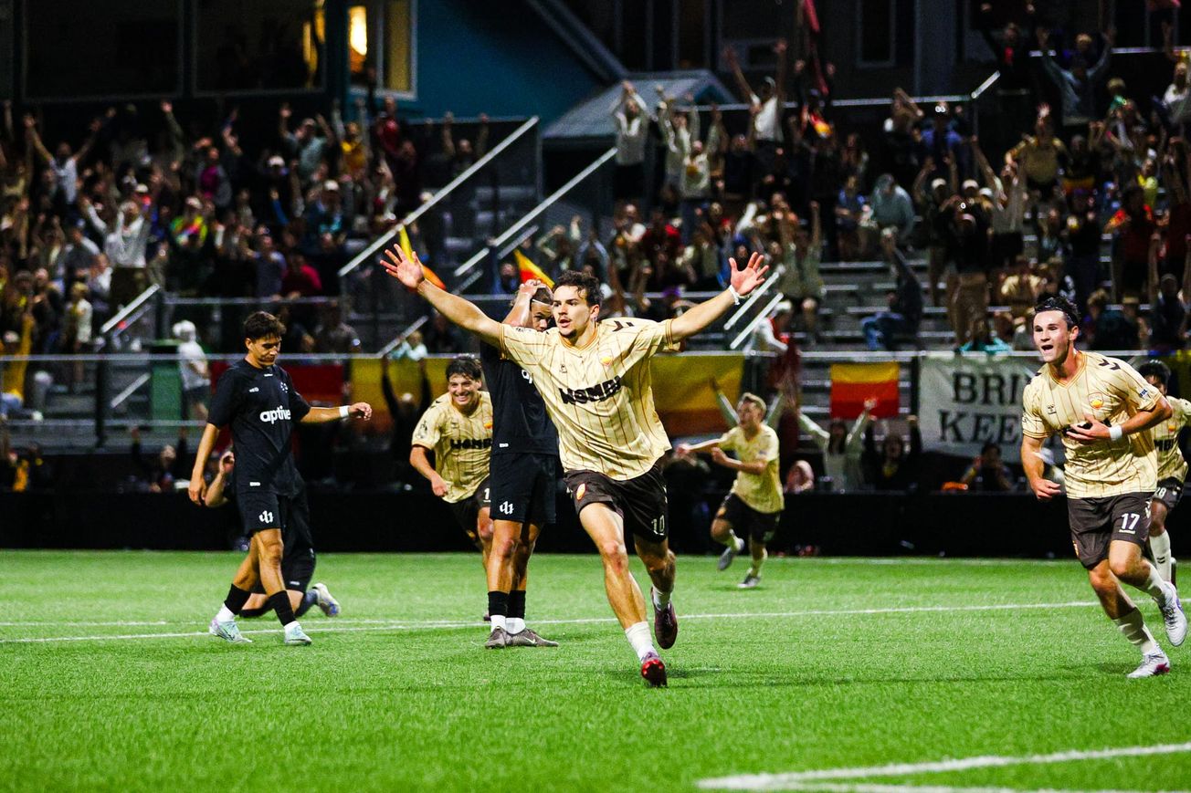 Joschi Schelb celebrates his 121st minute goal against Utah United at Interbay Stadium