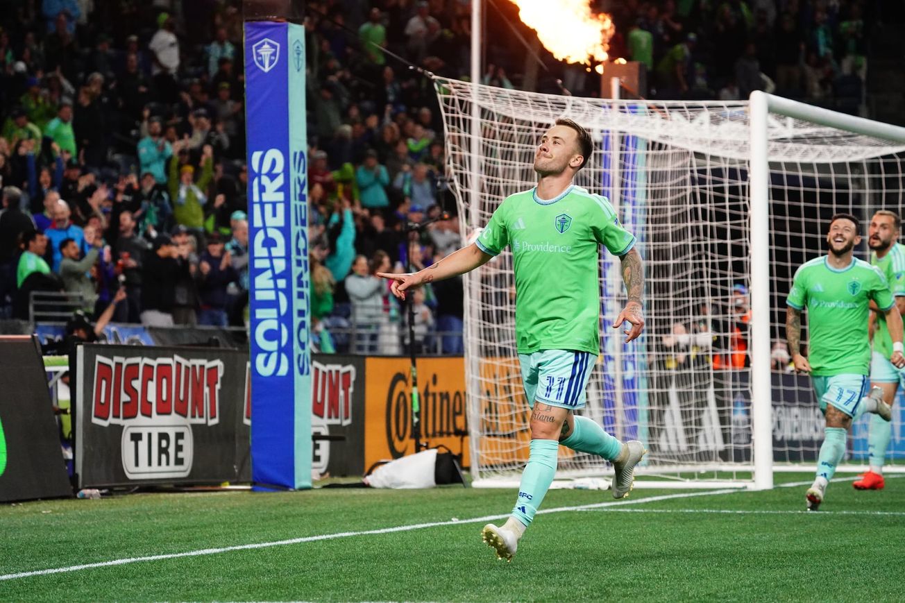 Albert Rusnák quietly posting another productive season