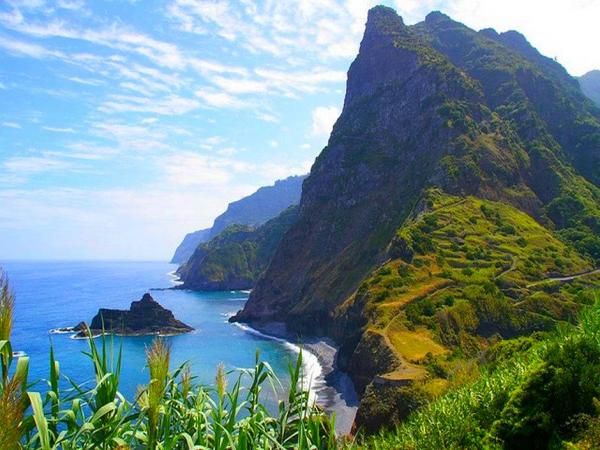 foto de la costa de la isla de Madera