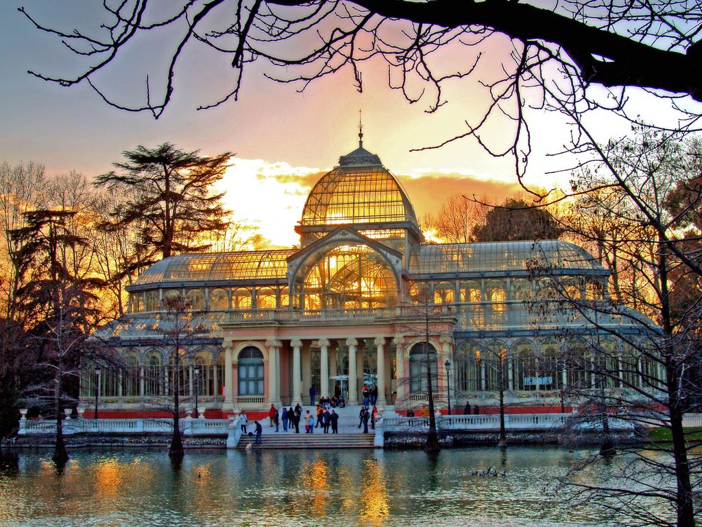 Vistas de El Palacio de Cristal en el Retiro