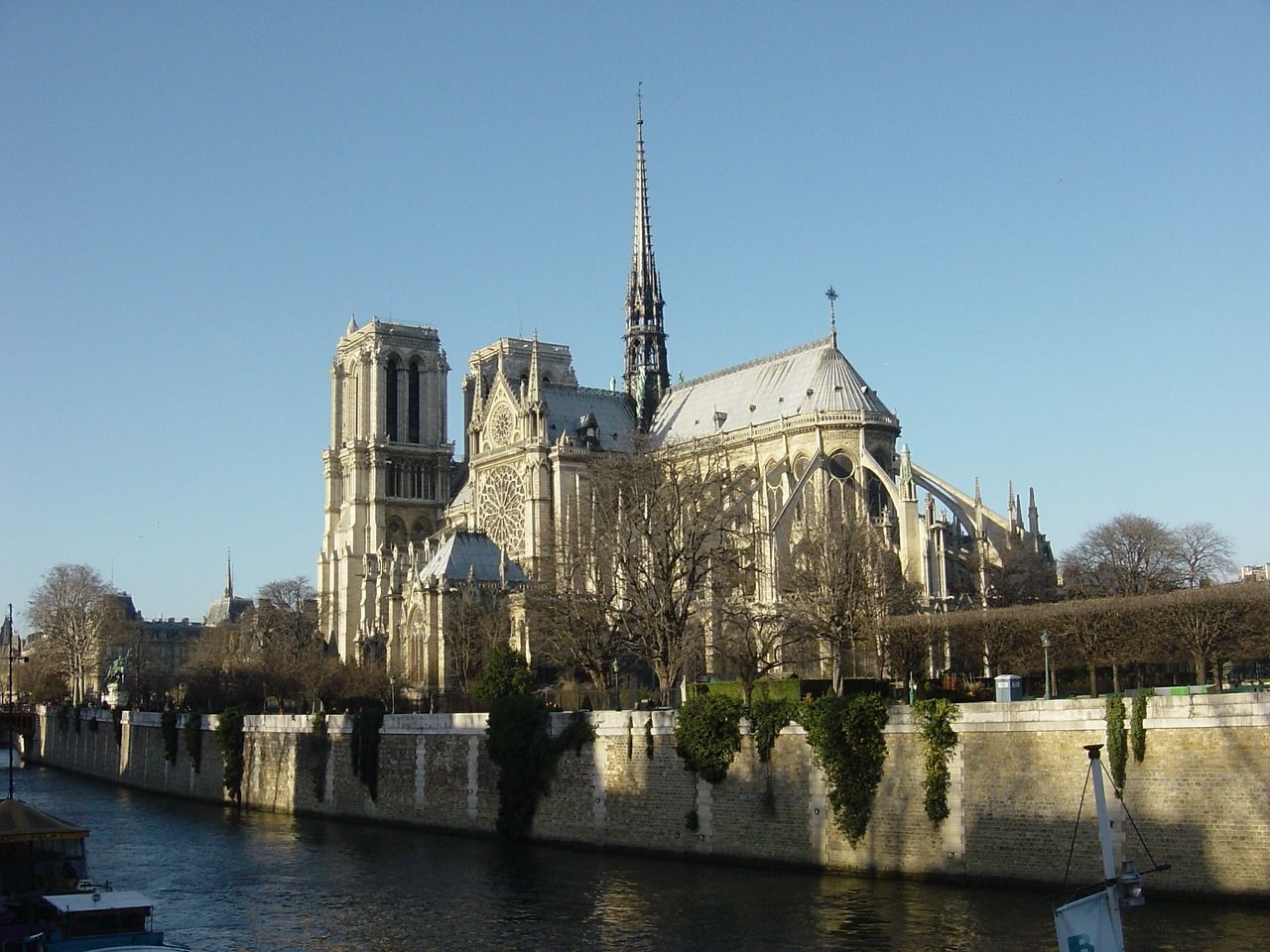 notre-damme-Paris-368834_1280