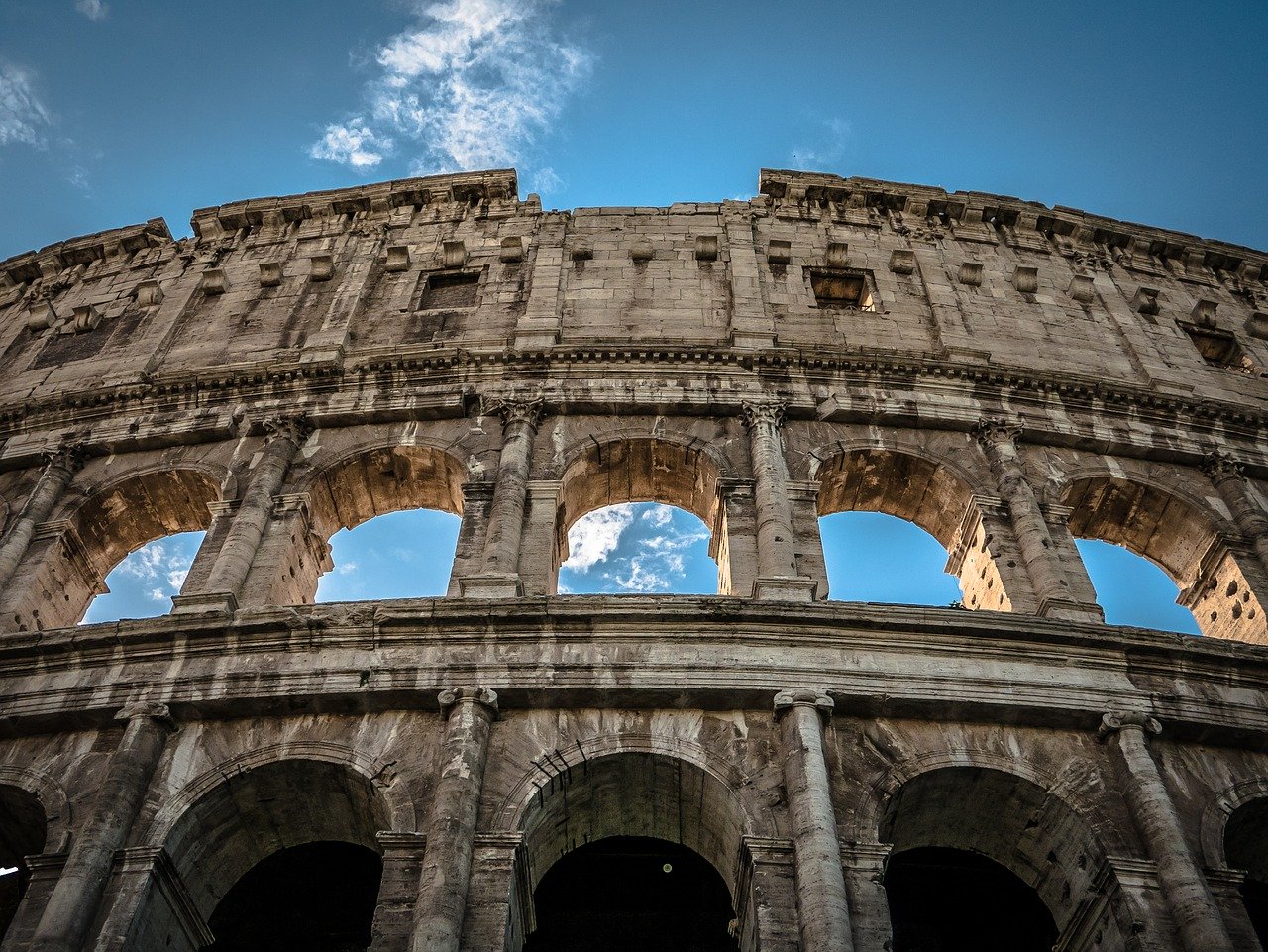 Roma_oferta-de-museos_colosseum-intercambio-de-casas