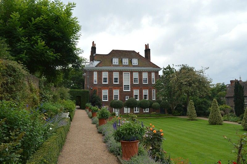 alt fenton house, title fenton house
