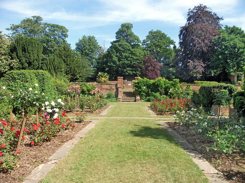alt garden musem, title garden musem