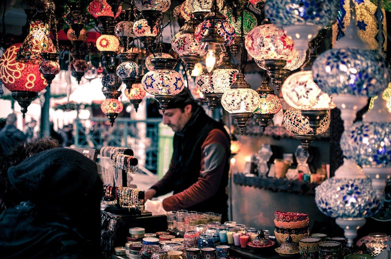 Alt bazar-comprar-souvenirs, title Alt bazar-comprar-souvenirs