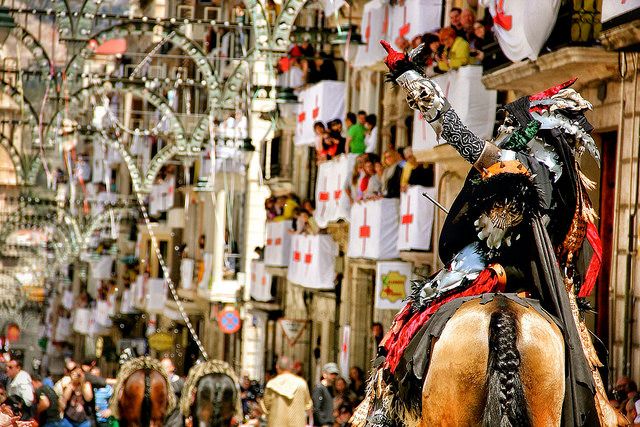 Alt moros-y-cristianos_alicante_HomeExchange, title moros-y-cristianos_alicante_HomeExchange