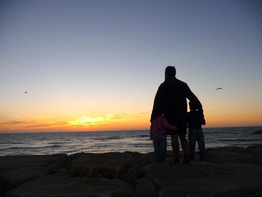 Alt Oporto-intercambio-de-casas-atardecer-playa-mar, title Oporto-intercambio-de-casas-atardecer-playa-mar