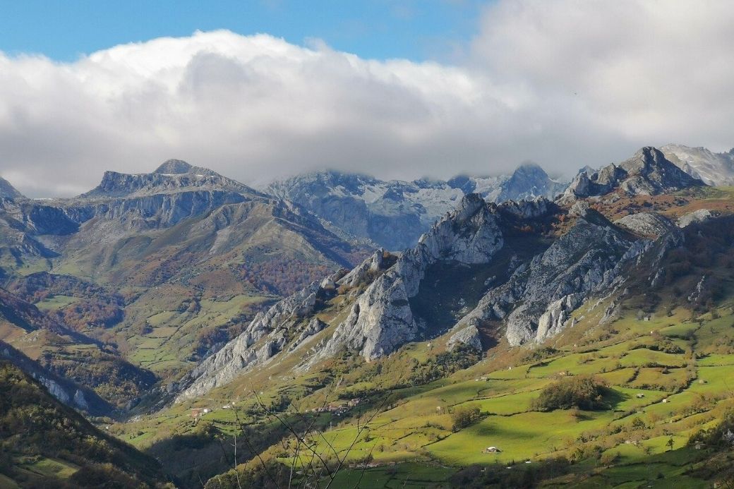 Alt Picos-de-Europa_Vacaciones-en-la-montan-a, title Picos-de-Europa_Vacaciones-en-la-montan-a