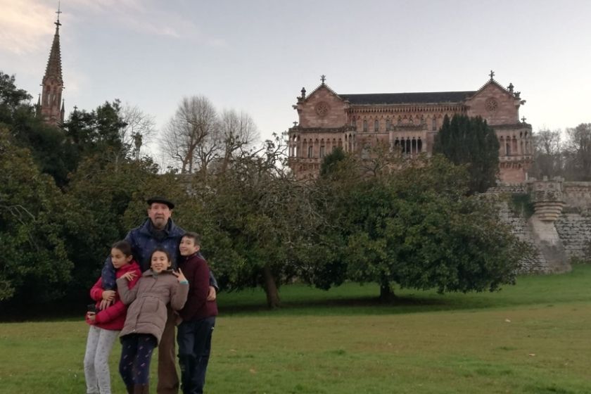 alt viajar-en-familia-comillas-intercambio-de-casas-HomeExchange, title viajar-en-familia-comillas-intercambio-de-casas-HomeExchange